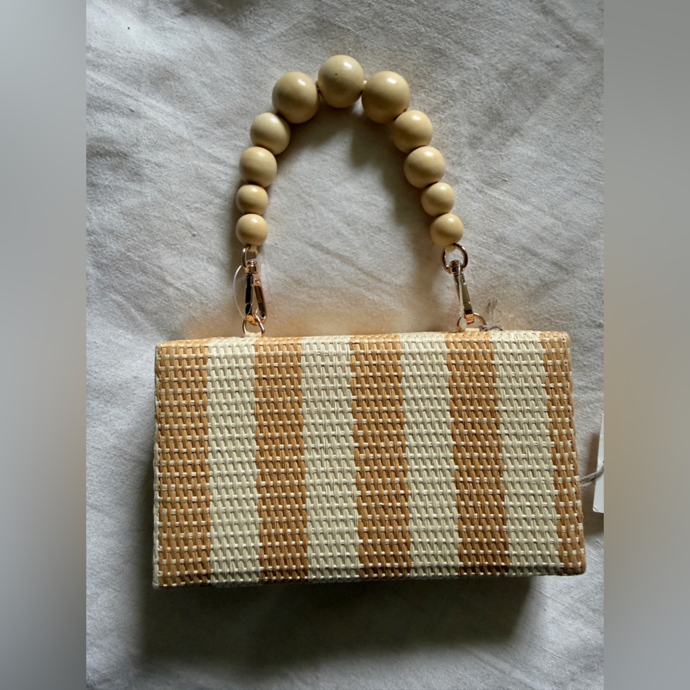 Mini Hardshell Straw Clutch Pouch - Picture 2 of 4